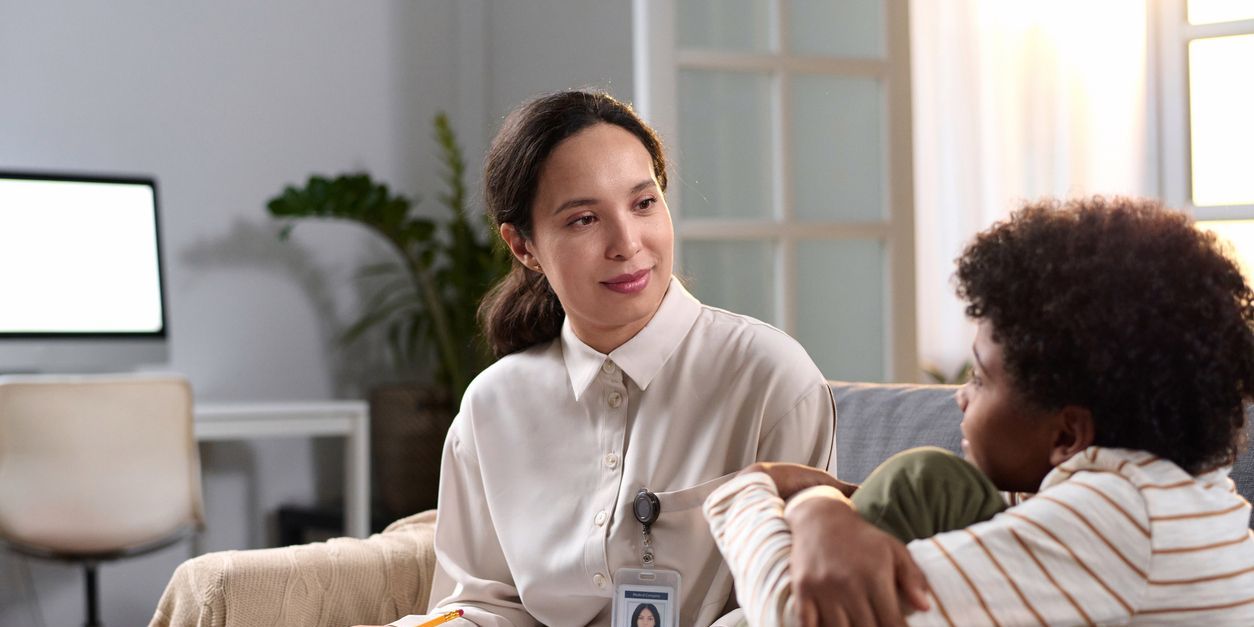 Social Worker vs Psychologist vs LMHC: Why I Chose Social Work — Casebook blog article